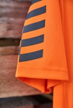 ZH320 Sleeve Details2