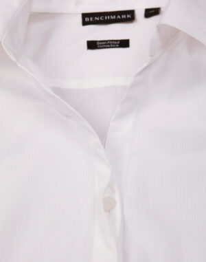 M8110 Details ConsealedButtonPlacket