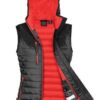 Black/True Red