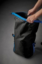 XTR 1 BLACK AZUREBLUE 03