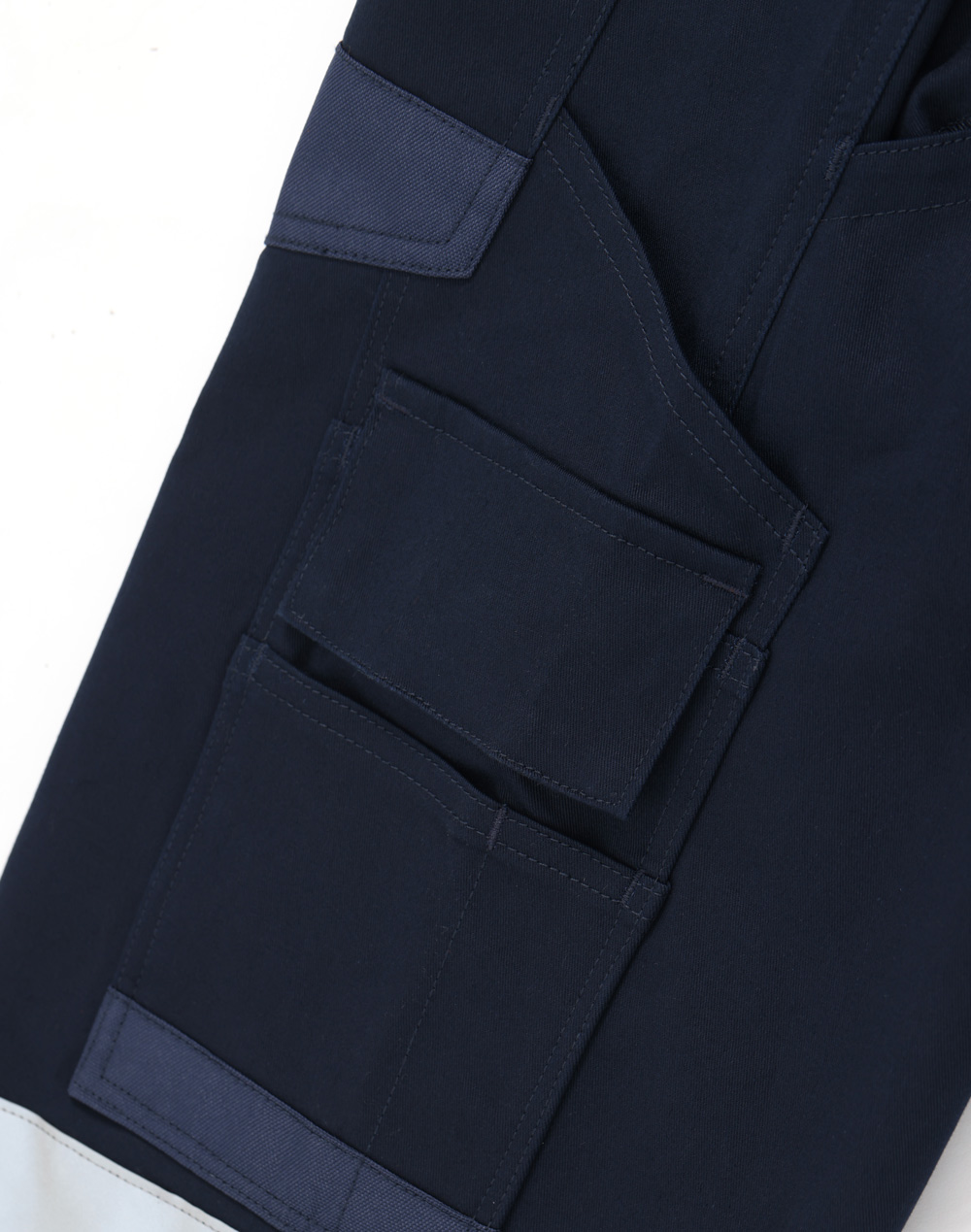 WP28HV Navy RightLegPockets